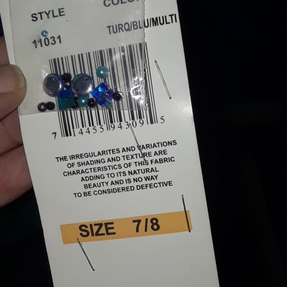 BNWT Morgan & Co. Backless Halter Formal Dress - Picture 7 of 8